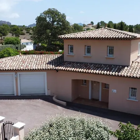 Giovanna A Saint-raphael Avec Piscine Chauffee Villa *